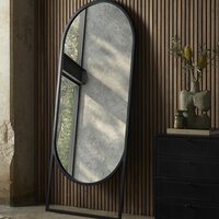 COURNTEY MIRROR