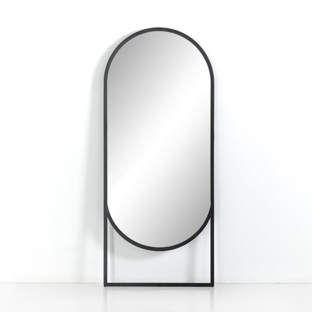 COURNTEY MIRROR