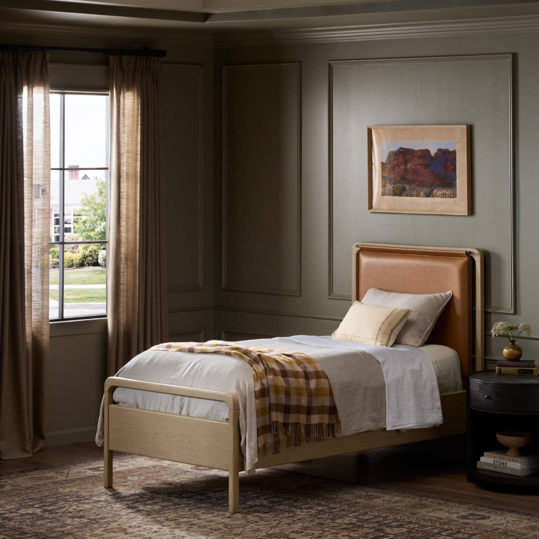 RONAN BED