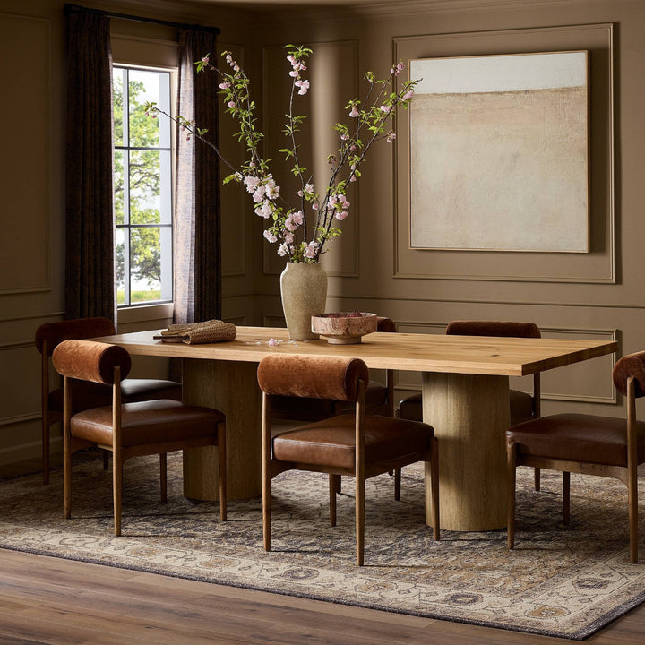DALIA DINING TABLE