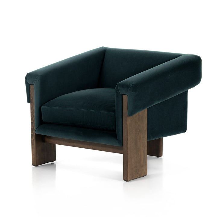 ROAN CHAIR