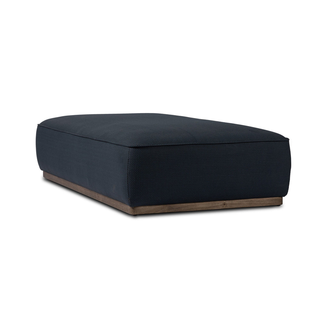 STANLEY COCKTAIL OTTOMAN