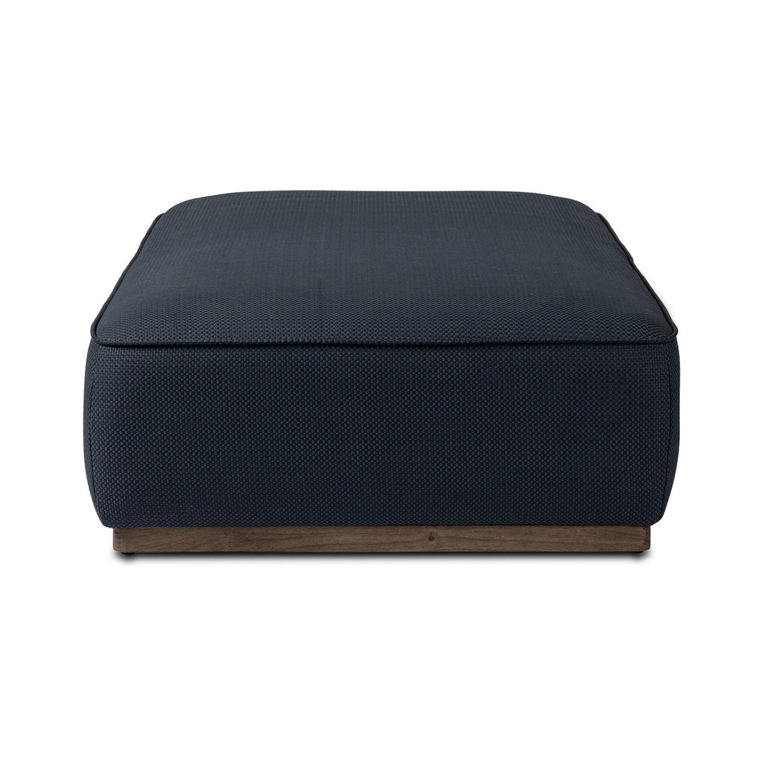 STANLEY COCKTAIL OTTOMAN