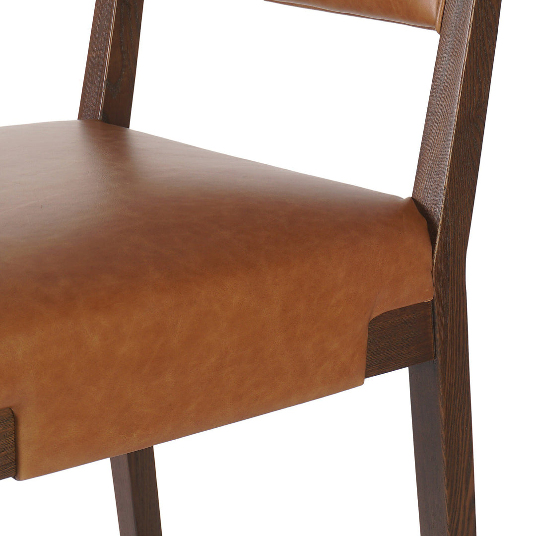 LIVIE BAR + COUNTER STOOL