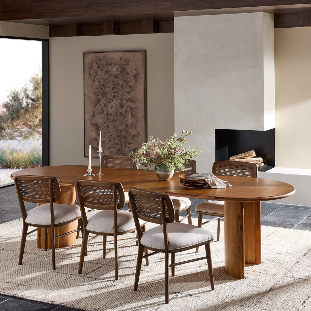 PACEY DINING TABLE