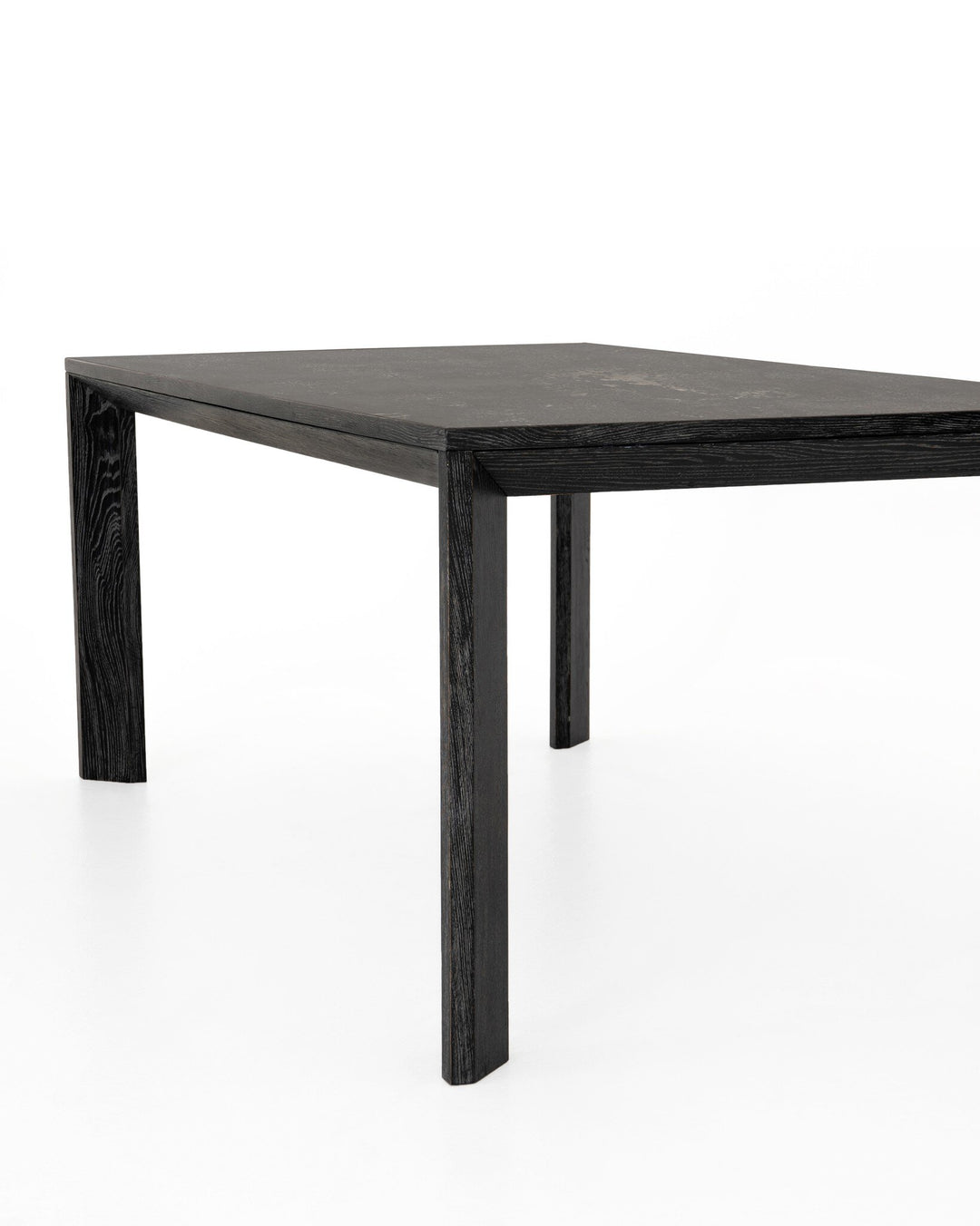 CONCORD DINING TABLE