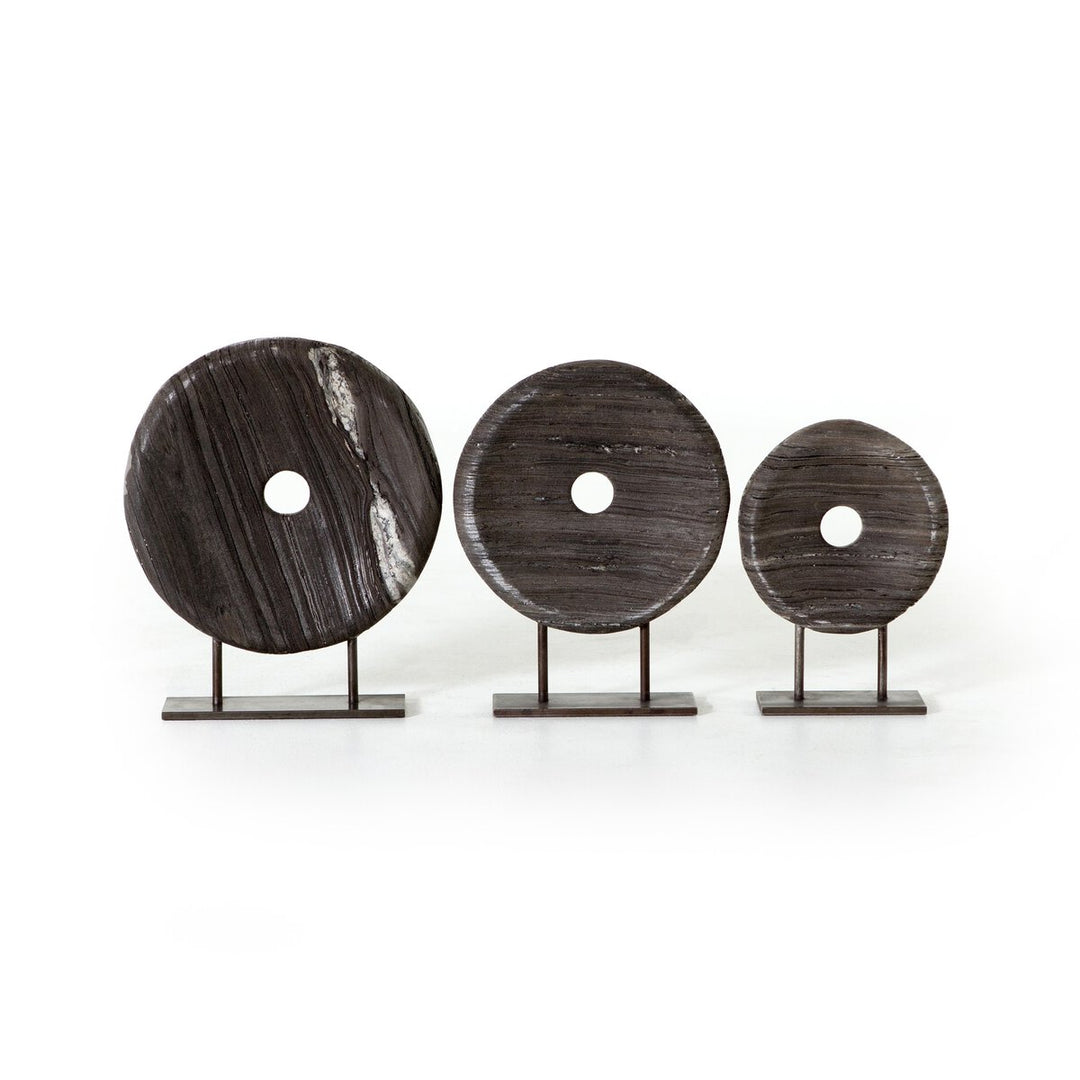 LINDY ROUND SCULPTURES