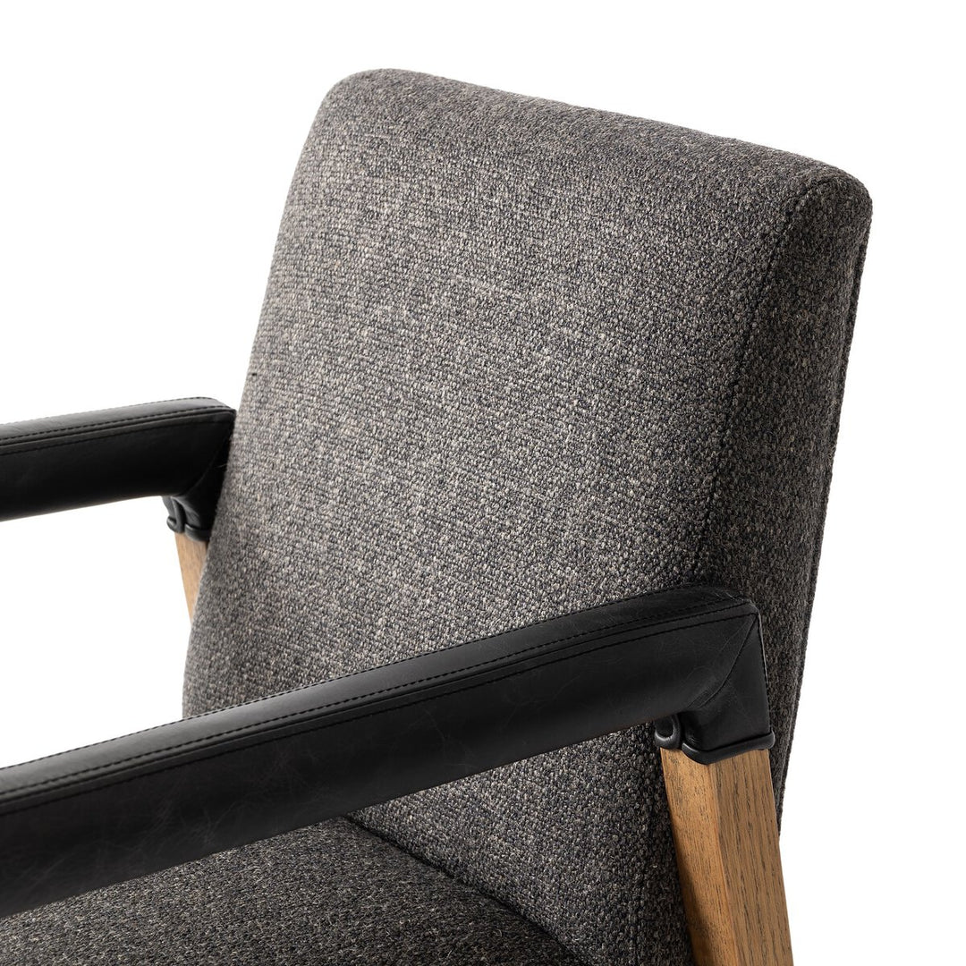 ROE DINING CHAIR