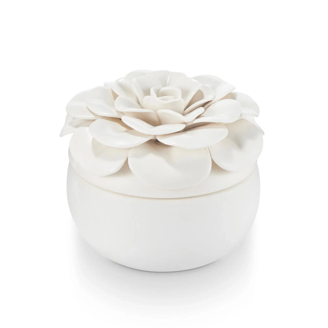 WHITE FLOWER CANDLE